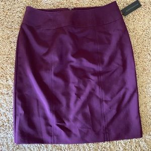Burgundy  21” skirt NWT